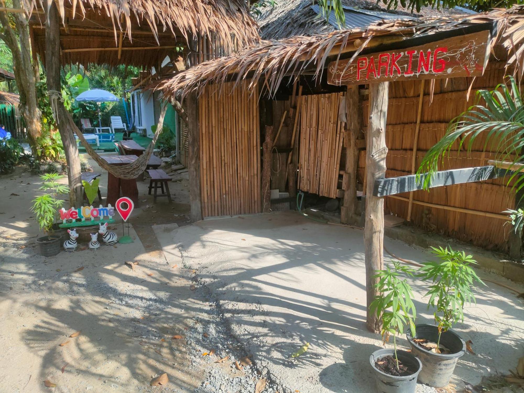 Row House Long Beach Krabi town Екстериор снимка
